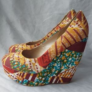 ALDO Rare Ankara print wedge platforms, W9 (EU39)